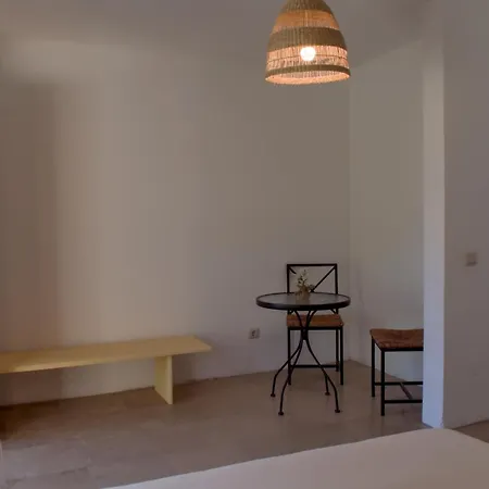 Peral * Peral (Faro)